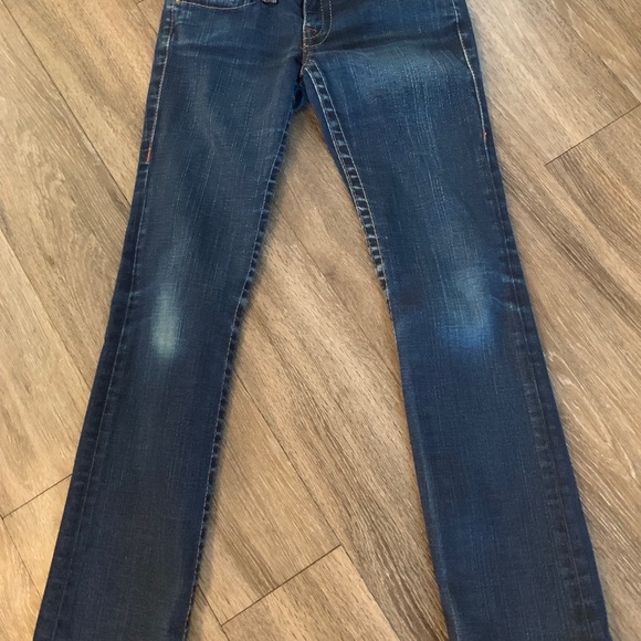 True Religion - Picture 3 of 6